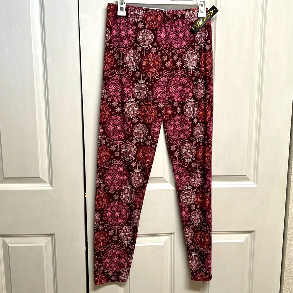 New Mix Shades of Pink Ornament Print Leggings Size XXL NWT